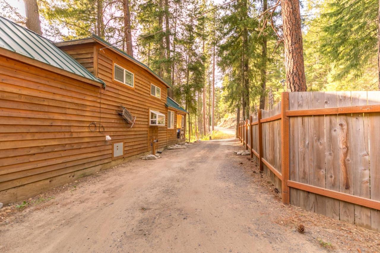 Das Tree Haus By Nw Comfy Cabins Левенуэрт Экстерьер фото